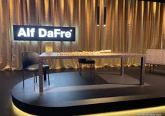 Golden wood curls adorned the new table by the Italian brand Alf DaFre.