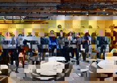 The Akante team in the photo for the new products.