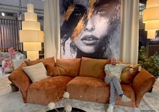 Raido Tormet on Bellus' pride and joy, Euralia, known for its movable armrests and proprietary Cloud Comfort System.