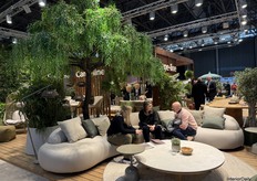 Cane-Line’s stand was also busy. Among other things, they presented the design highlight by Foersom & Hiort-Lorenzen MDD.