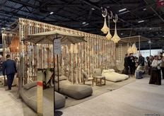 V&V Macramé stood out in the halls..