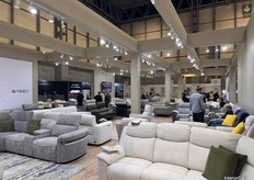 Minbo makes a standout presence in Hall 5 at JFS, with 60% of the stand dedicated to exciting new collections and drawing a constant flow of visitors throughout the day.