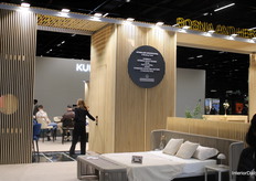 The Foreign Trade Chamber of Bosnia and Herzegovina attended the fair, introducing five companies to the European interior and design market: Bosnian Beech Board, Miam, Rattan Sedia, Senex, and Standard Idea.