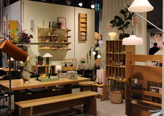 Hübsch showcased a stand full of vibrant colors, emphasizing symmetry in its designs.