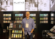 Darius Ignaris highlighted FLATYZ’s flat candles, combining design and art on every piece.