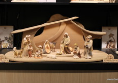 KOMET Krippe by Ulpe Wood Art.