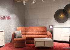 The talk among visitors at the booth of Idźczak Fabryka Mebli is the Preston couch.