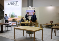 A brief glimpse of Karpis' booth at the start of Hall 5.
