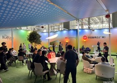 A sneak peek into the Italian Lounge, used as a space for networking.