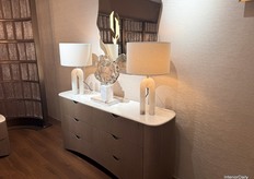 Maison Debrah’s designs for the luxury sector, featuring the use of curved forms.