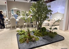 SOECO featured a stunning display of plants and rocks at the center of its stand to bring a natural feeling.