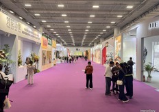 A view of Hall 18.1, highlighting exhibitors specializing in home décor and textile fabrics.