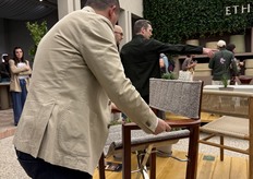 New soft shape, very ergonomic. Classic and foldable.