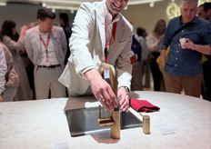 Albert Groenhout presents the Quooker Flex in a new “Aging” color, where the color changes over time with use.