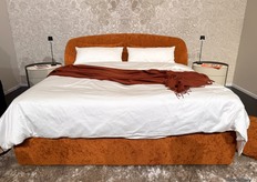 Another look of the Noenia bed from Schramm.
