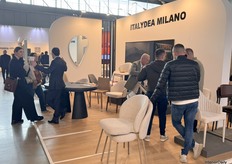 The Romanian company at the Romanian Pavilion, Italydea Milano, had its sales representatives actively engaging in conversations with visitors.