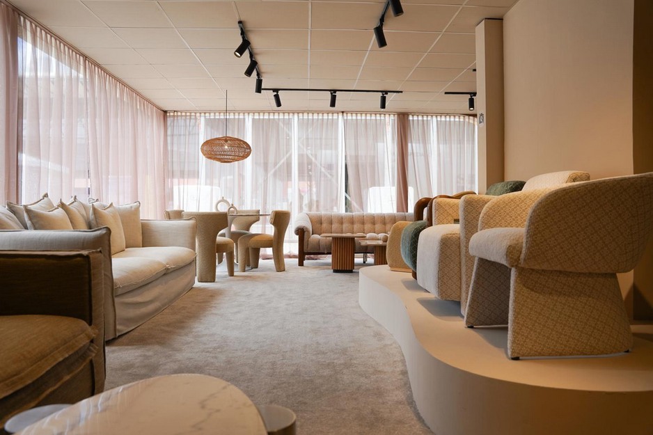 Shanghai Furniture Show expectations surpass team Asiades