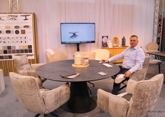 Ronald Verdult with RVDesign's new configurator and choice palette.