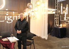 Light Trend owner David Lam is in Brussels with a very light stand.