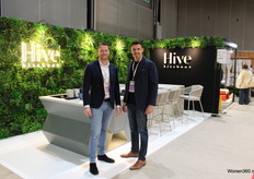 Mark Pijnenburg and Merlijn van Bommel at the Hive Kitchens stand.