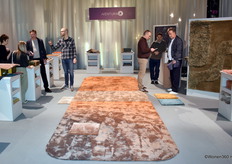 Bart Mol (3rd from right) with his pointing son from Aventura Carpets on the left.