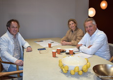 Thea & Herman Kroneman of Nunspeet-based &MOSS, specialists in luxury garden furniture, in conversation with René Thuijs (right), agent for Vincent Sheppard.