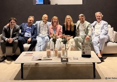 Jati Kebon's team, with, from left to right, Thomas Hermans, Bart Boulengier, Jordi Delcroix, Tina Wilding, Amanda Simpson, Gill De Clercq, Jan-Willem Van der Meij.
